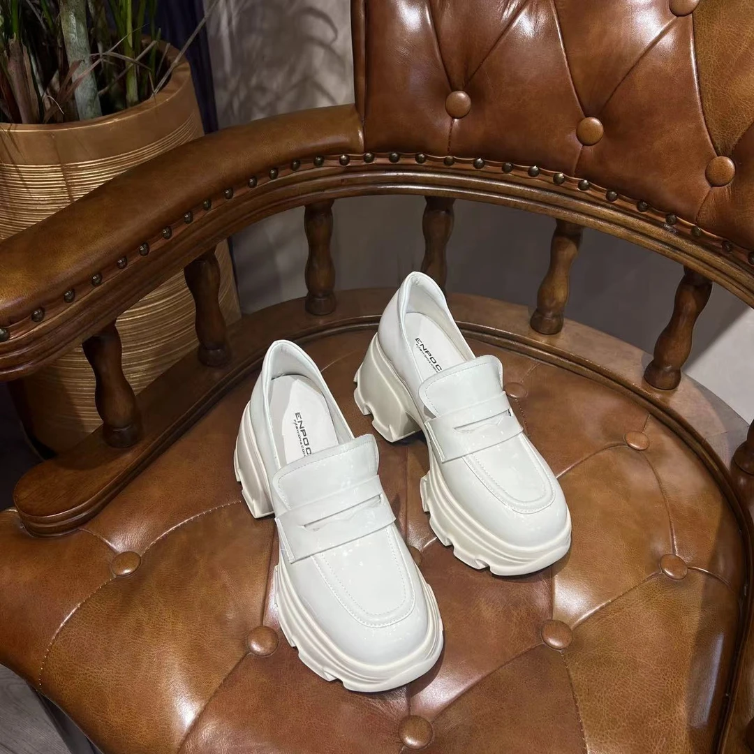 Enpocci/帕英斯【超级矮子乐】S28S108162厚底漆皮乐福女士单鞋