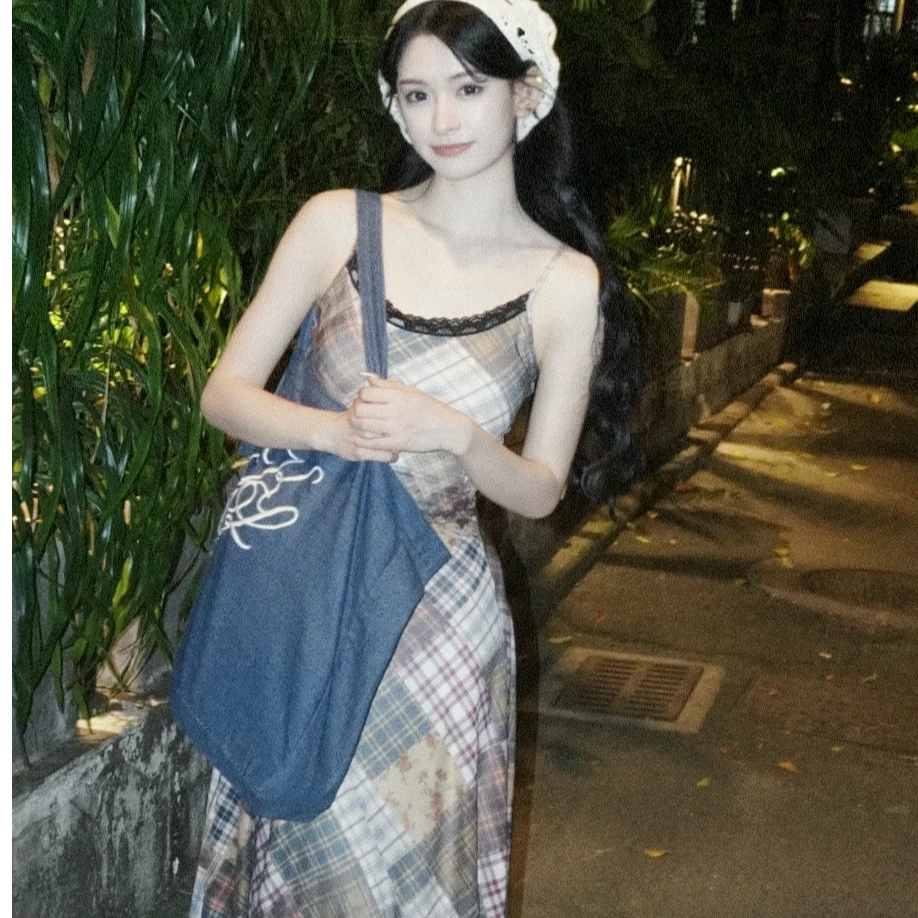 【藏白】夏季复古时尚少女气质显瘦甜美温柔设计感女装连衣裙