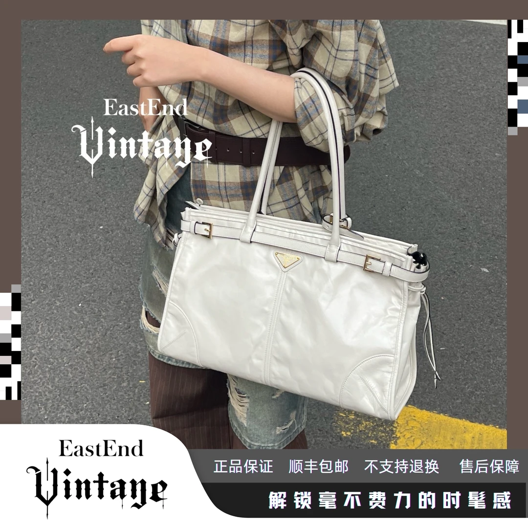 95新 Prada/普拉达 東区-白色soft lux油蜡皮单肩包/28888时尚