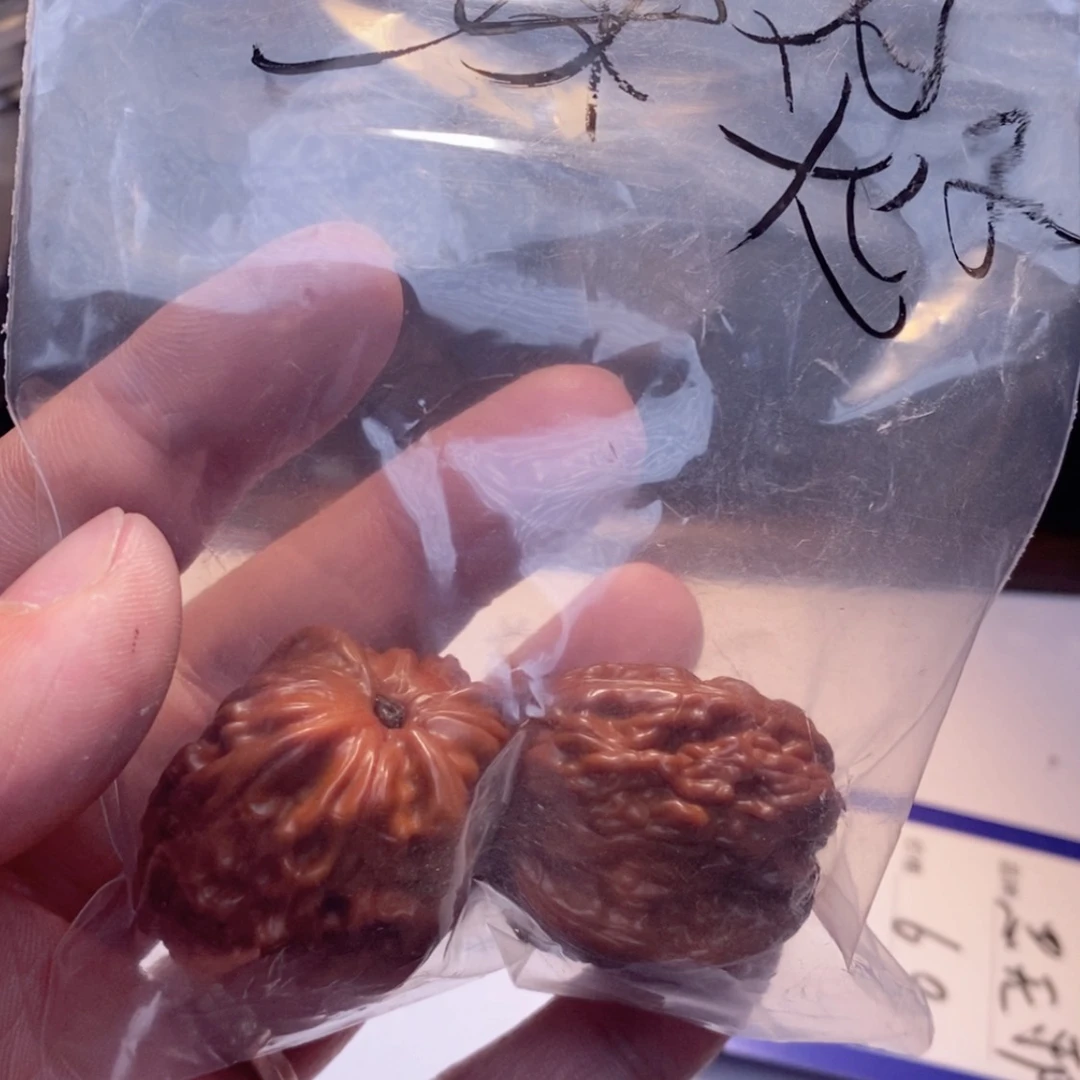 【闪购商品】核桃核雕?****r1