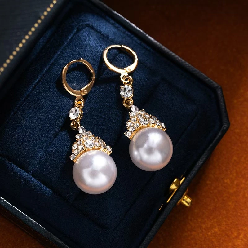 铜合金耳饰 高级感轻奢小众耳饰女王气质耳扣N2239A1