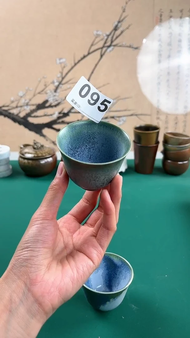 【闪购商品】原矿高温窑变茶杯095