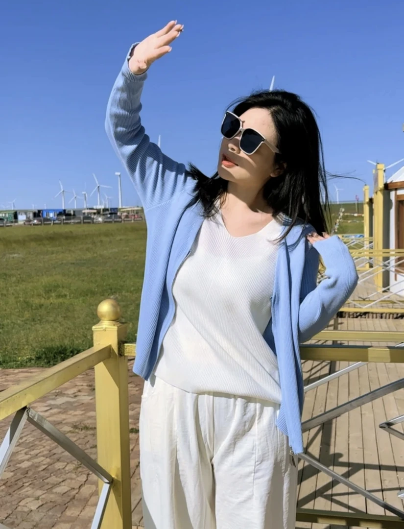 工厂现货8005（80-200斤穿）时尚显瘦假两件拉链款双色拼接针织衫