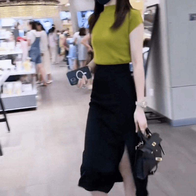 轻熟风气质针织衫+别致独特侧开叉半身裙短袖短袖高腰洋气休闲