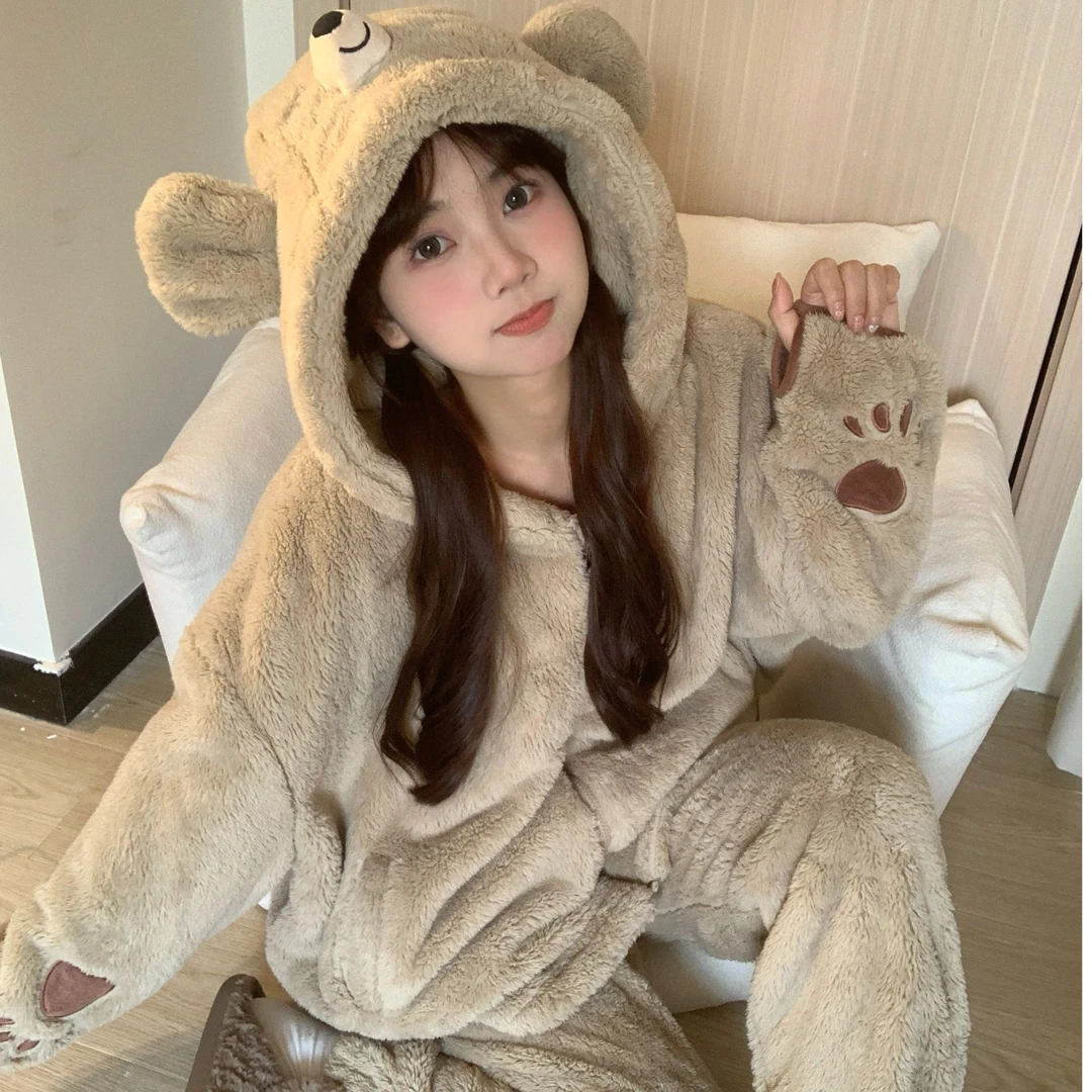 可爱小熊连帽珊瑚绒睡衣女冬季新款加绒加厚毛绒家居服套装可外穿