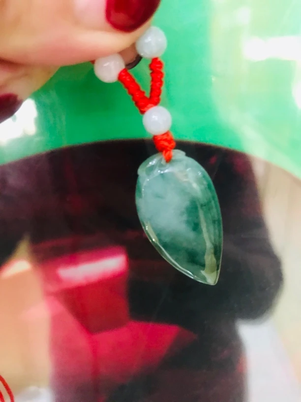 正品正宗缅甸玉天然A货翡翠飘绿吊坠项链挂件