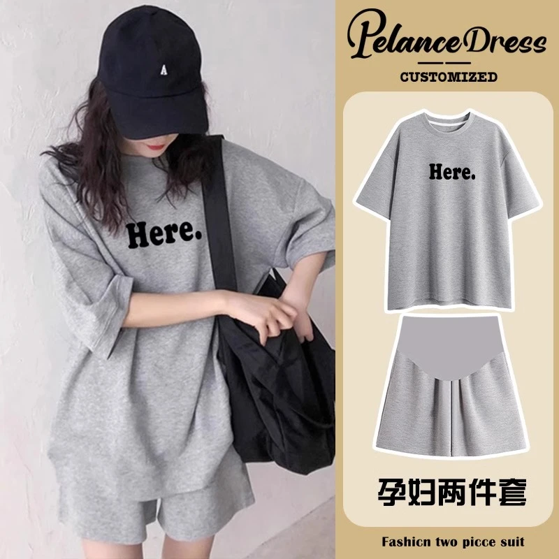 孕妇套装夏季2025新款时尚简约印花小个子宽松t恤运动短裤两件套