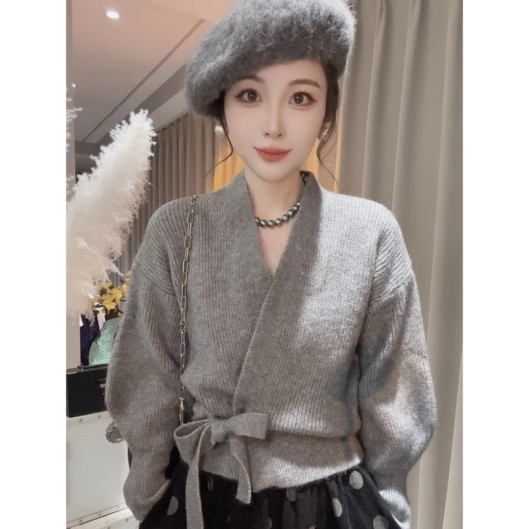 2024浪漫逃亡静好时光交叉绑带式短款毛衣开衫亲肤法式针织外套秋