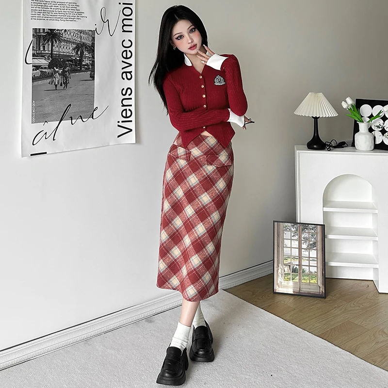 怪诞女孩  韩系学院风单排扣撞色贴标上衣低腰复古格纹鱼尾裙套装