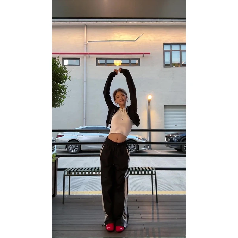 2024新款女士早秋季短款拉链连帽卫衣外套高腰宽松运动阔腿裤