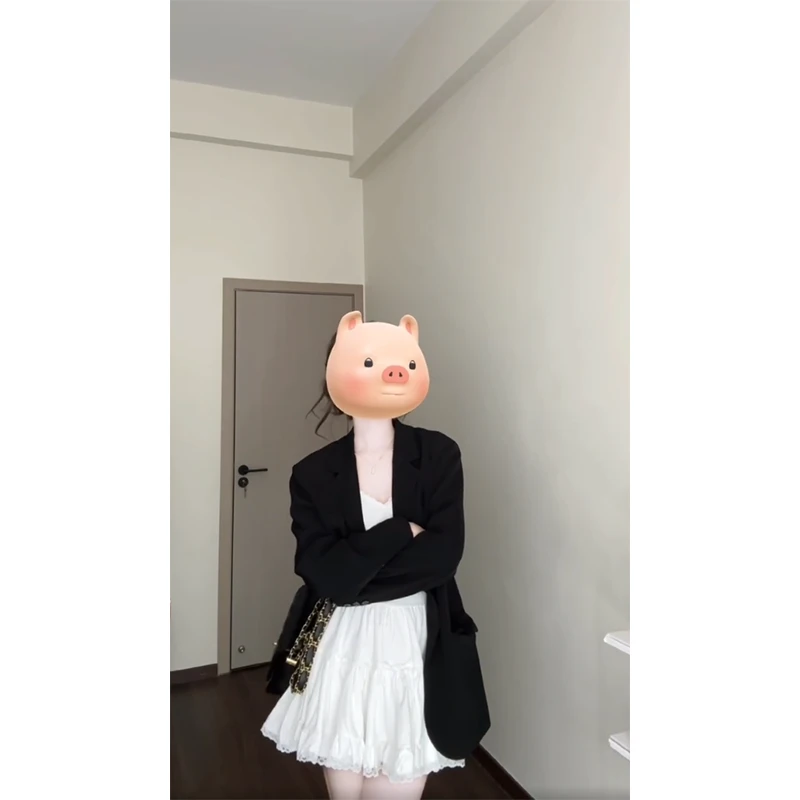 韩版气质穿搭女秋季翻领长袖西装外套百搭短款内搭吊带蕾丝边短裙