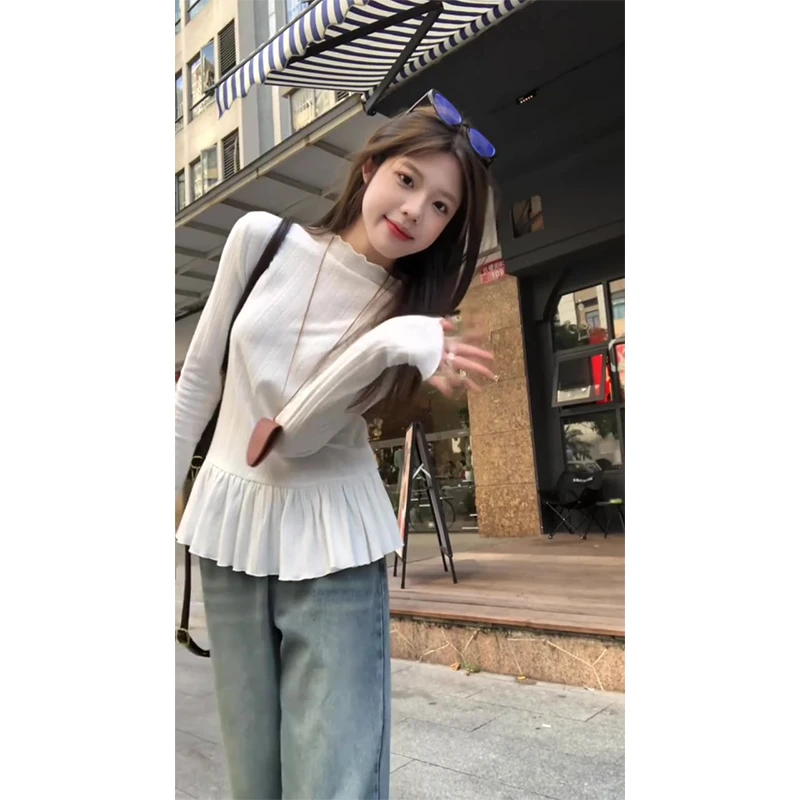 2024秋季女士荷叶边下摆韩版长袖显瘦百搭小众上衣直筒休闲牛仔裤