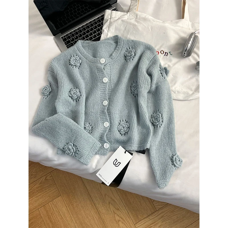 2024新款女士秋季慵懒风高级感镂空长袖软糯针织开衫外套上衣