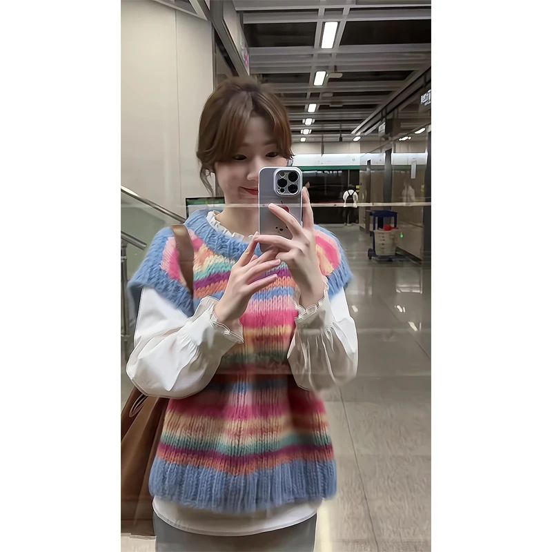 小彩虹圆领外搭背心马甲内搭长袖衬衫阔腿牛仔裤高腰拖地直筒长裤