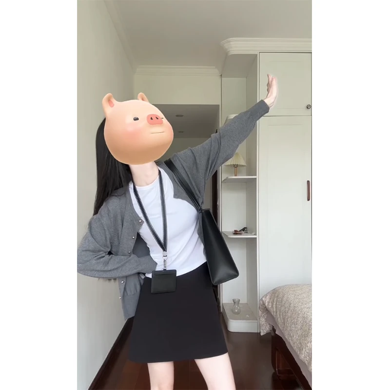 时尚穿搭女士秋季排扣长袖修身显瘦百搭短款针织小众开衫韩版短裙