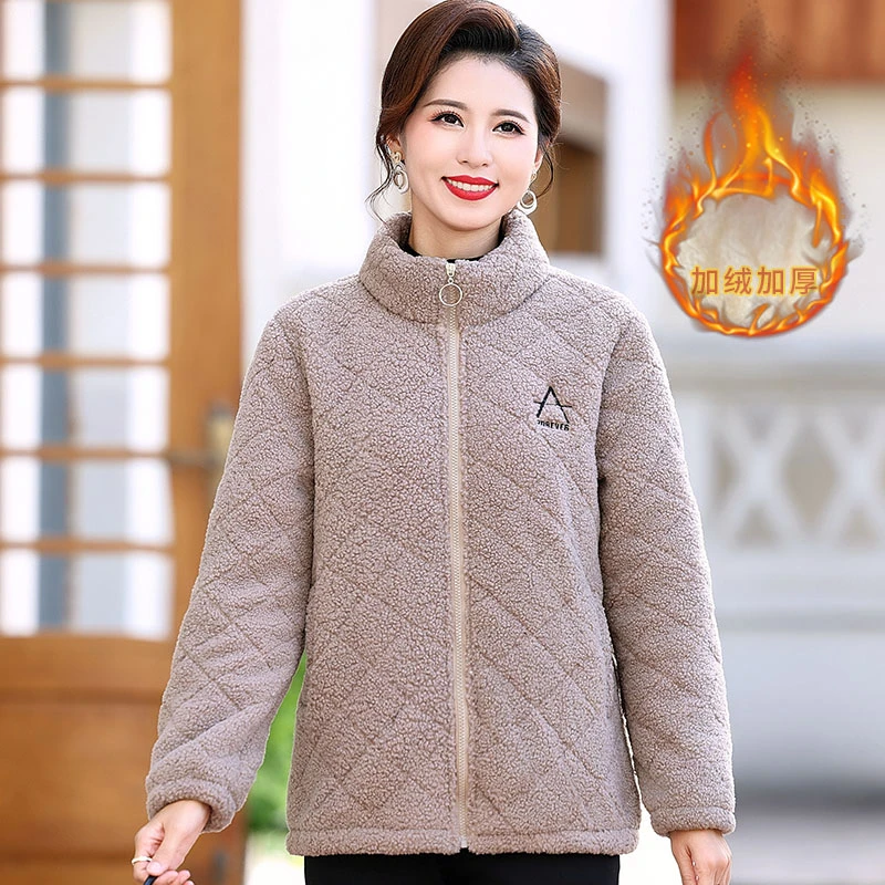 中年妈妈装冬季羊羔毛外套中老年女装洋气颗粒绒短款加绒加厚棉衣