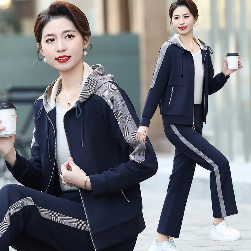 中年妈妈装秋装运动服套装女装春秋中老年妈妈装连帽外套上衣服装