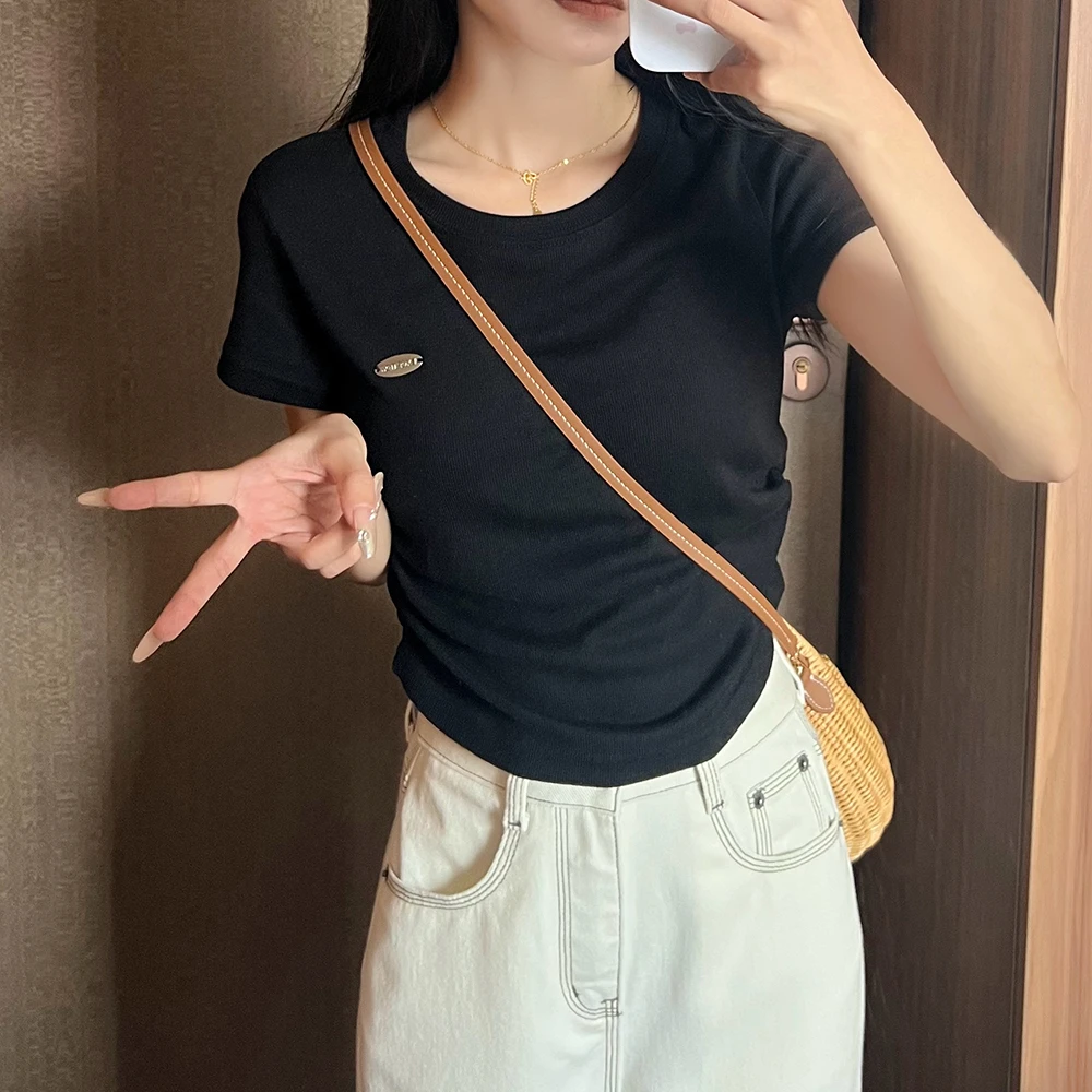 王家有鱼【小个子定制】夏季薄款t恤短款设计感短袖显瘦黑色时尚女