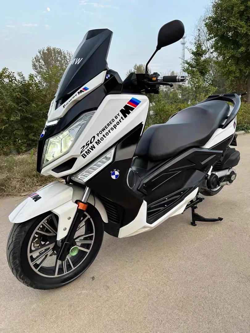 宝马大船250CC大踏板摩托车雅马哈马杰斯特T9水冷巡航旅行大绵羊