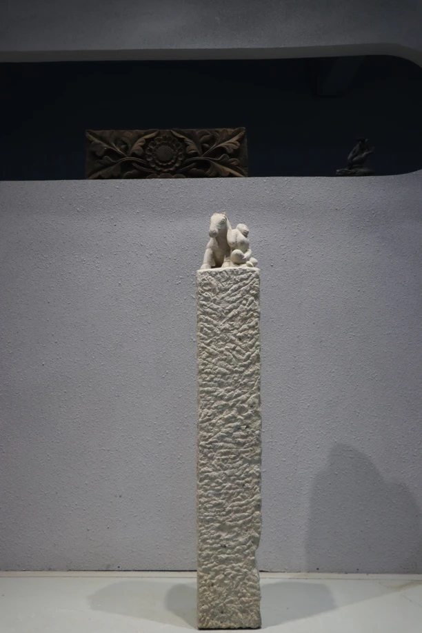 柱子 马上封hou空间陈设