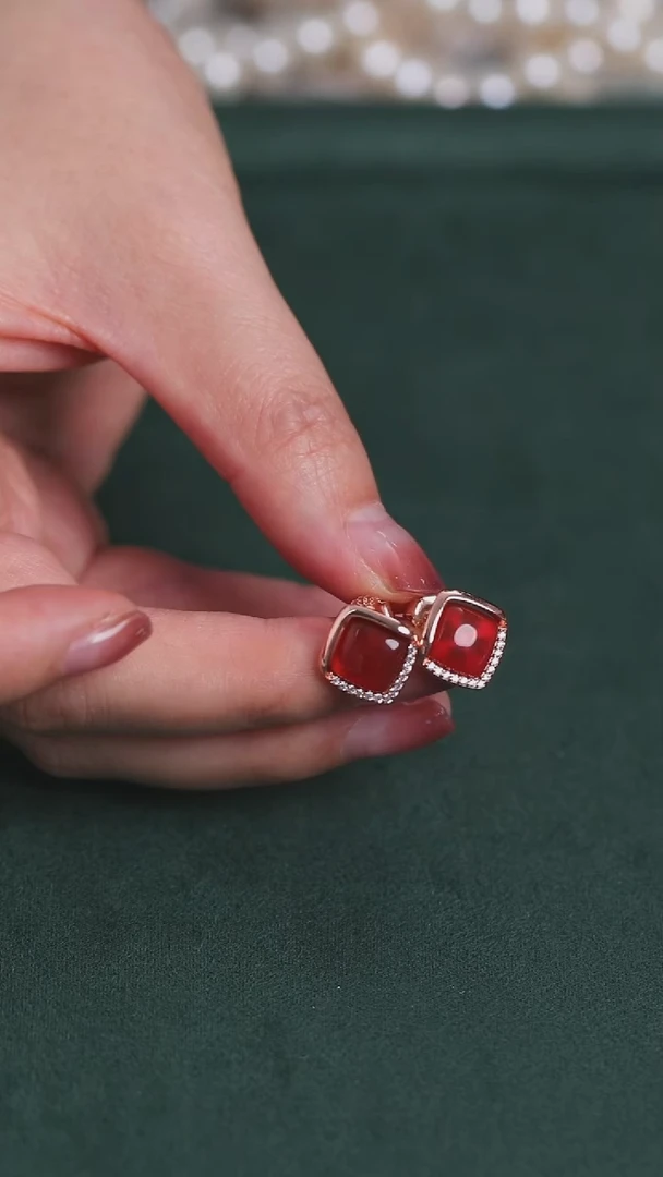 【闪购商品】玛瑙/玉髓耳钉银S925镶嵌（非基地发货不带证书礼盒）