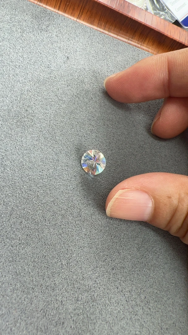 天然彩色月光石圆形裸石