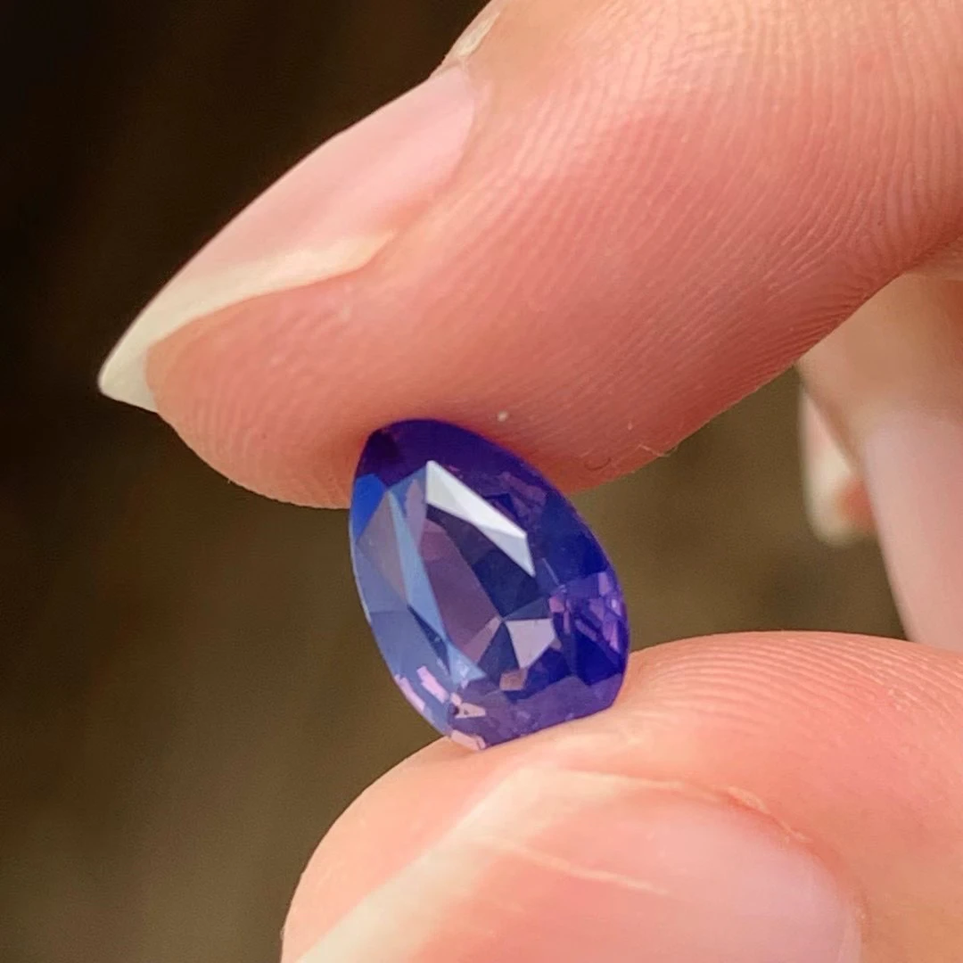 2.04ct 天然无烧紫色蓝宝石裸石