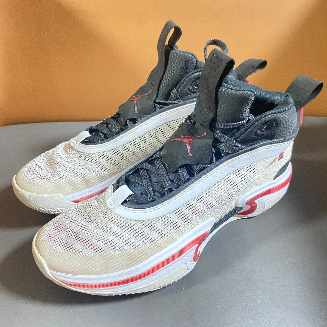 44.5码 篮球鞋 福利款 AJ36白红 鞋标掉了不影响鉴定