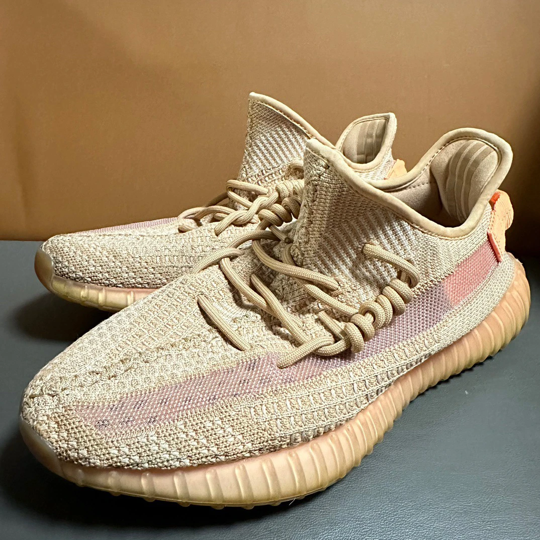 休闲鞋 85新 Yeezy350美洲限定 44码 无原盒 P1605