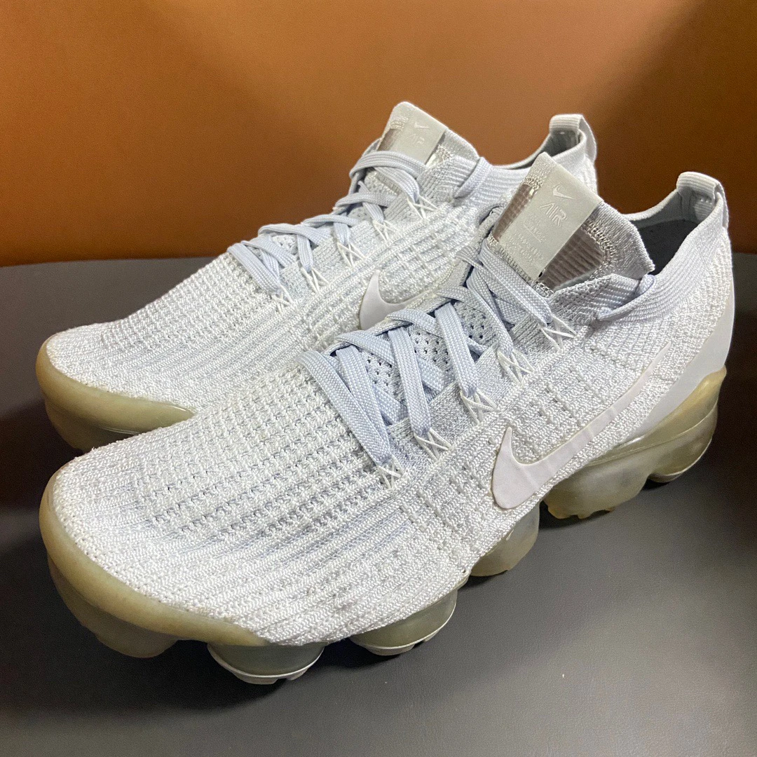 跑鞋 95新 Vapormax 3.0 银白 42.5码 无原盒