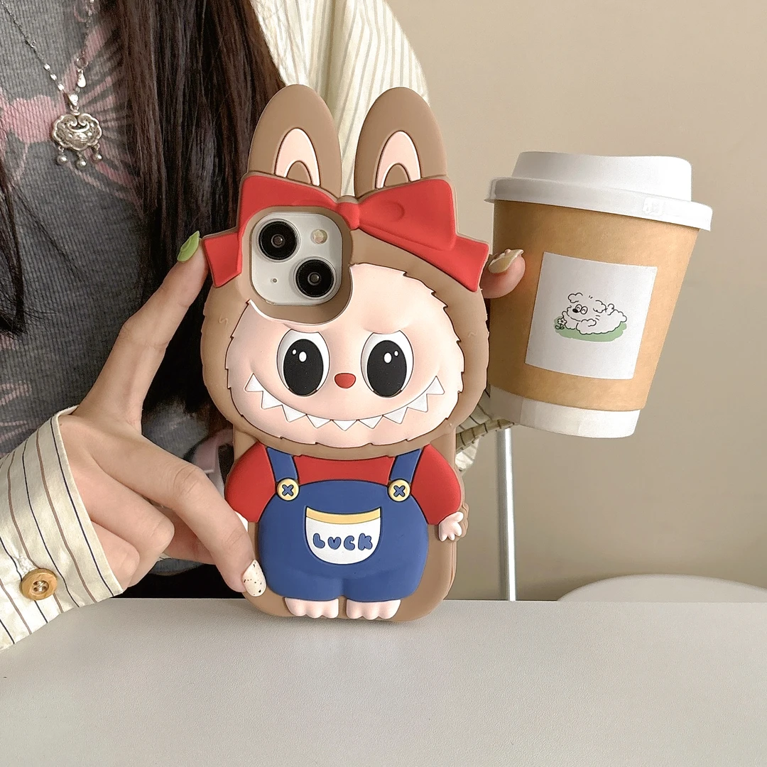 (苹果)背带裤拉布布卡通可爱适用iPhone16女款创意立体硅胶手机壳