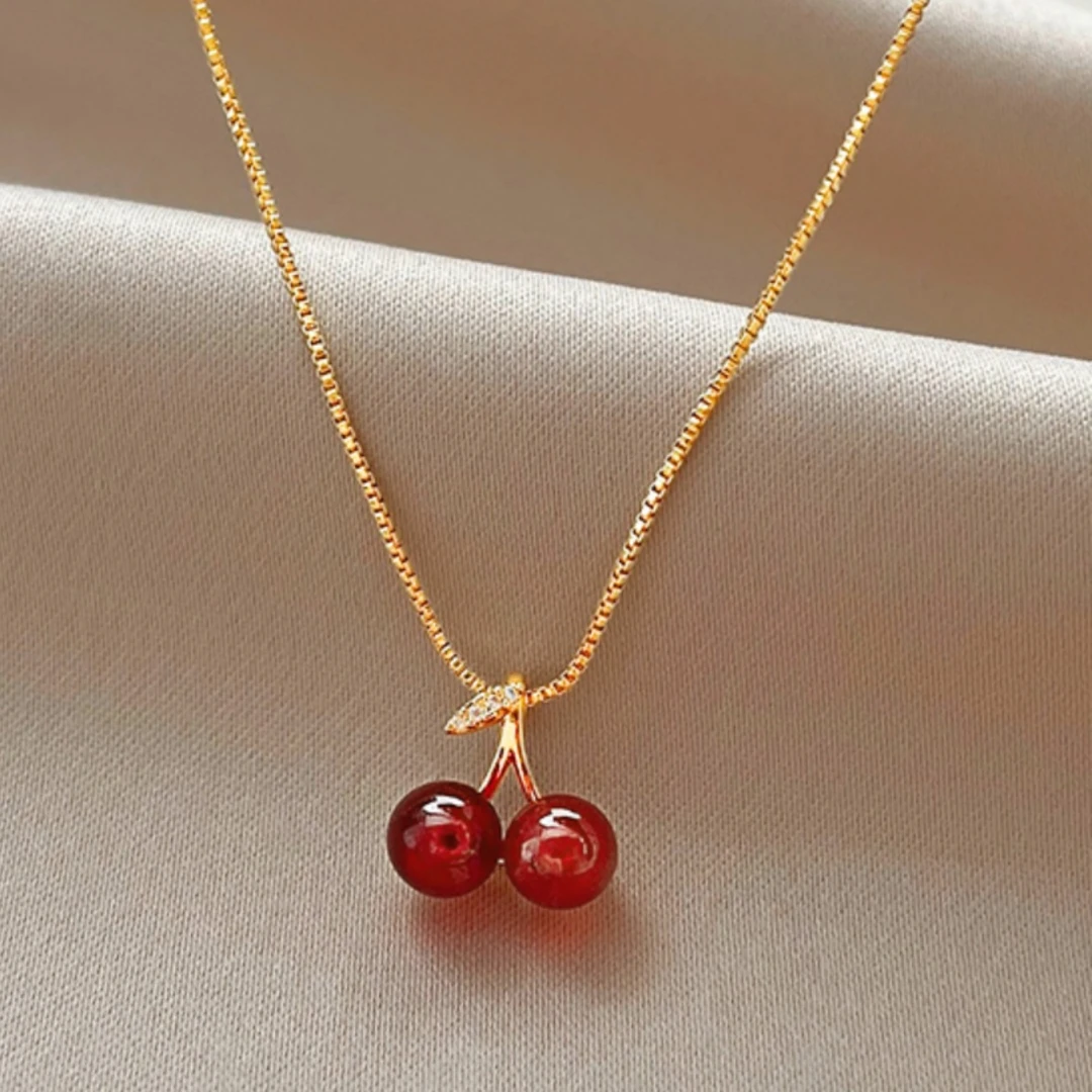 铜合金项链  高级设计感樱桃项链女2024新款网红爆款轻奢小众