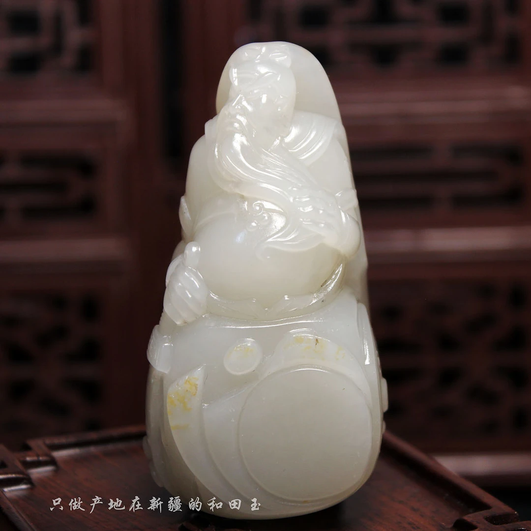 新疆和田玉关公把件 武财神摆件 玉石盘玩件 94.5克