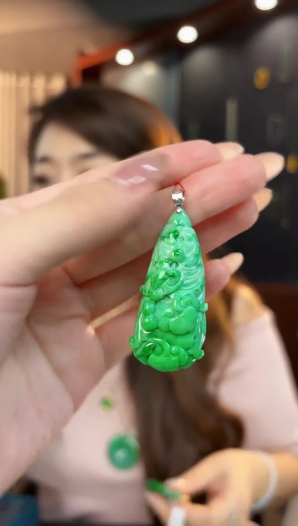 【闪购商品】翡翠颈饰18K金镶嵌 缅料A货/支持复检/一件