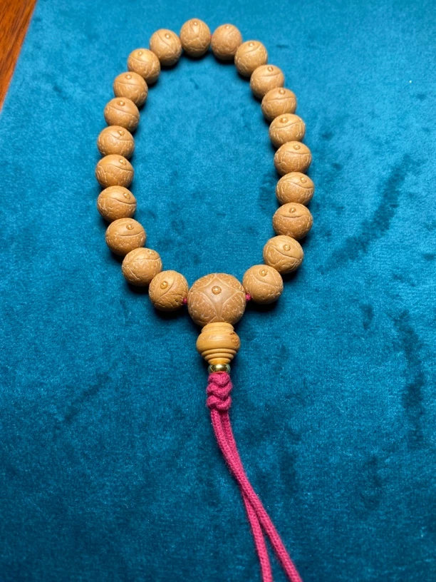 尼泊尔高山铁籽11+级精品凤眼菩提手串