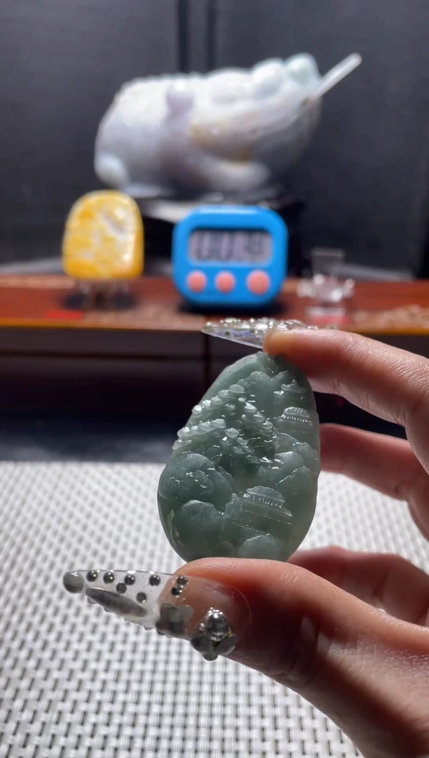【闪购商品】定制翡翠未镶嵌挂件