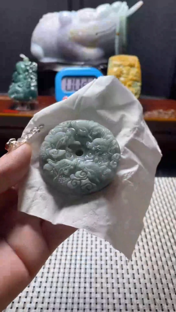 【闪购商品】定制翡翠未镶嵌挂件