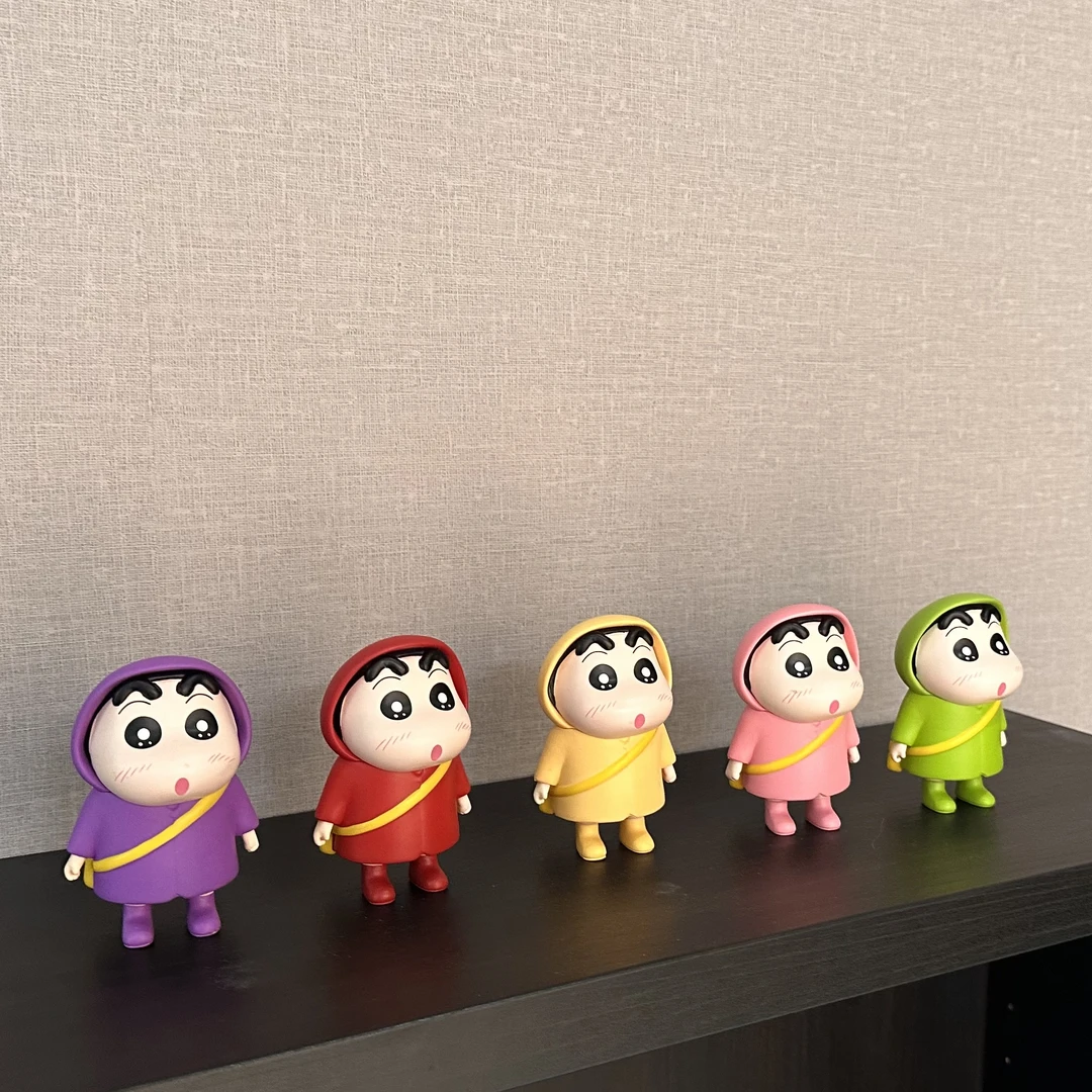 蜡笔小新潮玩手办雨衣小新桌面家居电视柜汽车摆件小礼物可爱卧室
