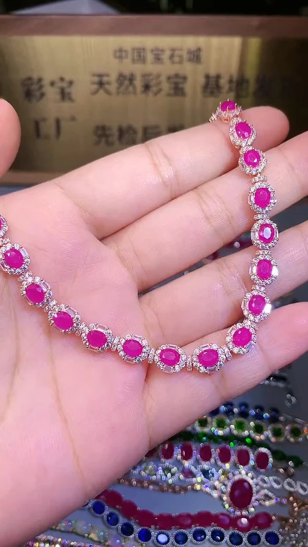 【闪购商品】红宝石颈饰银S925镶嵌.