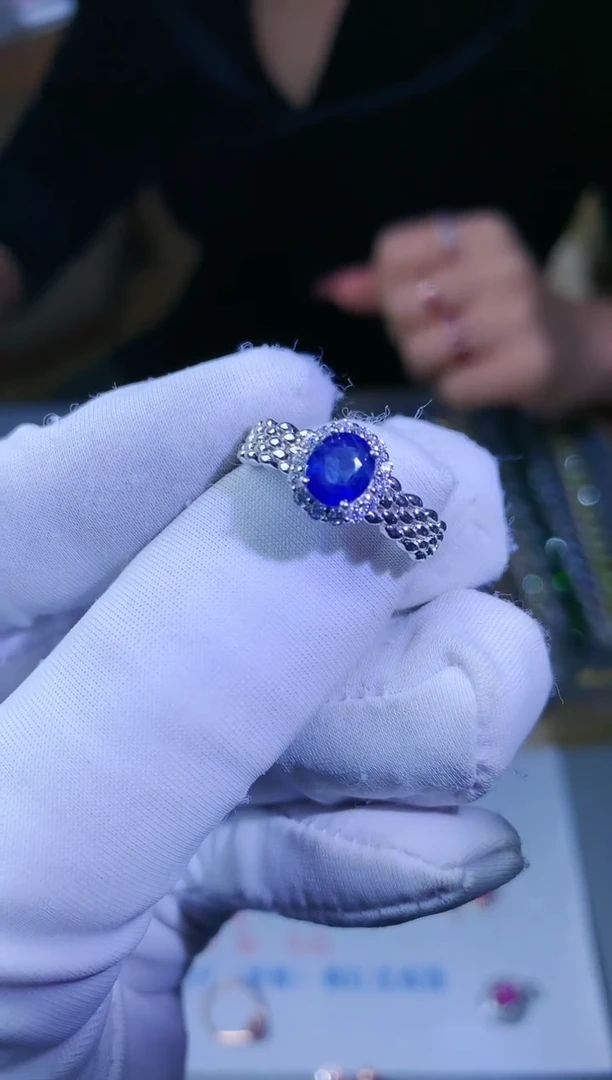 【闪购商品】蓝宝石戒指银S925镶嵌.