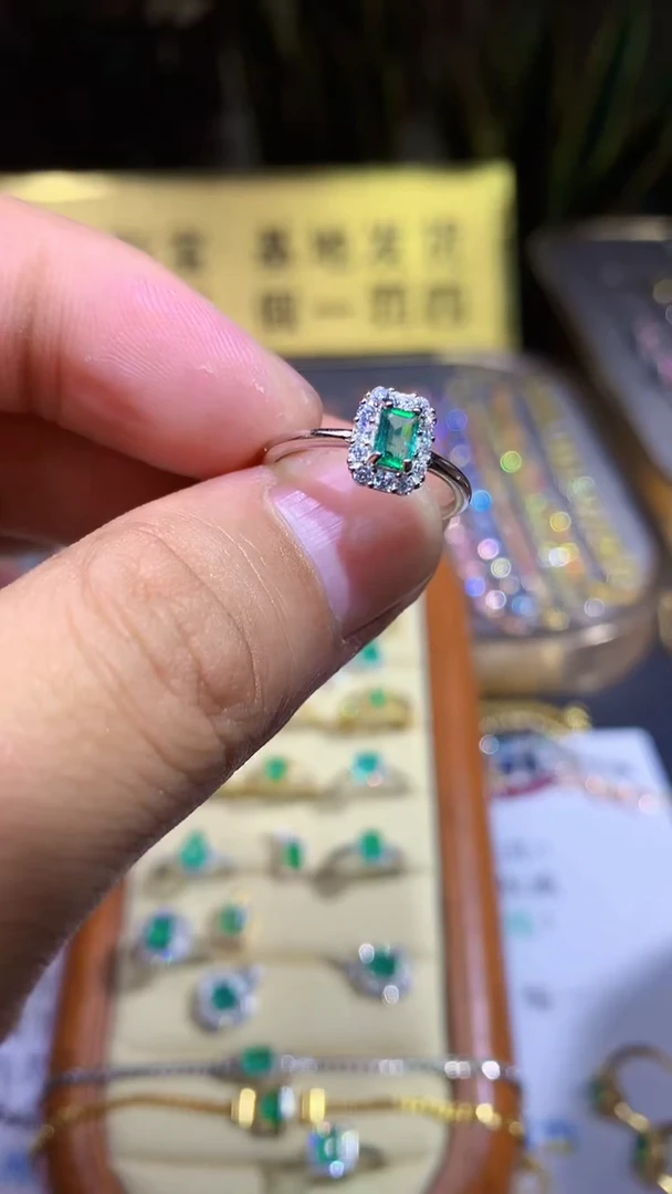 【闪购商品】祖母绿戒指银S925镶嵌0