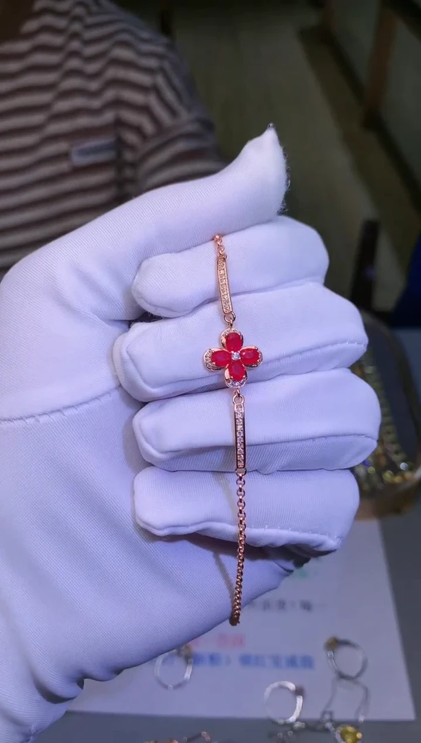 【闪购商品】红宝石手链银S925镶嵌.