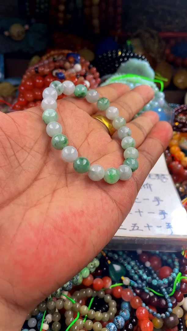 【闪购商品】翡翠手串未镶嵌(一物一件)81542