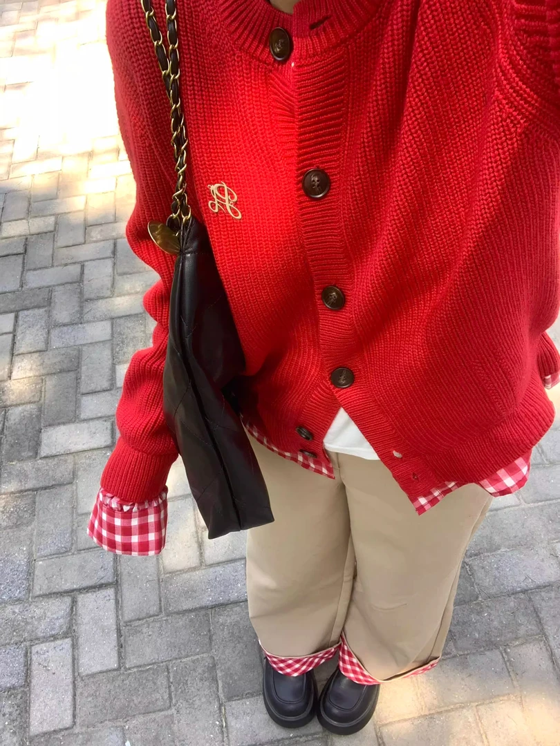 学院风格子拼接红色毛衣外套开衫女秋冬季设计感小众百搭针织上衣