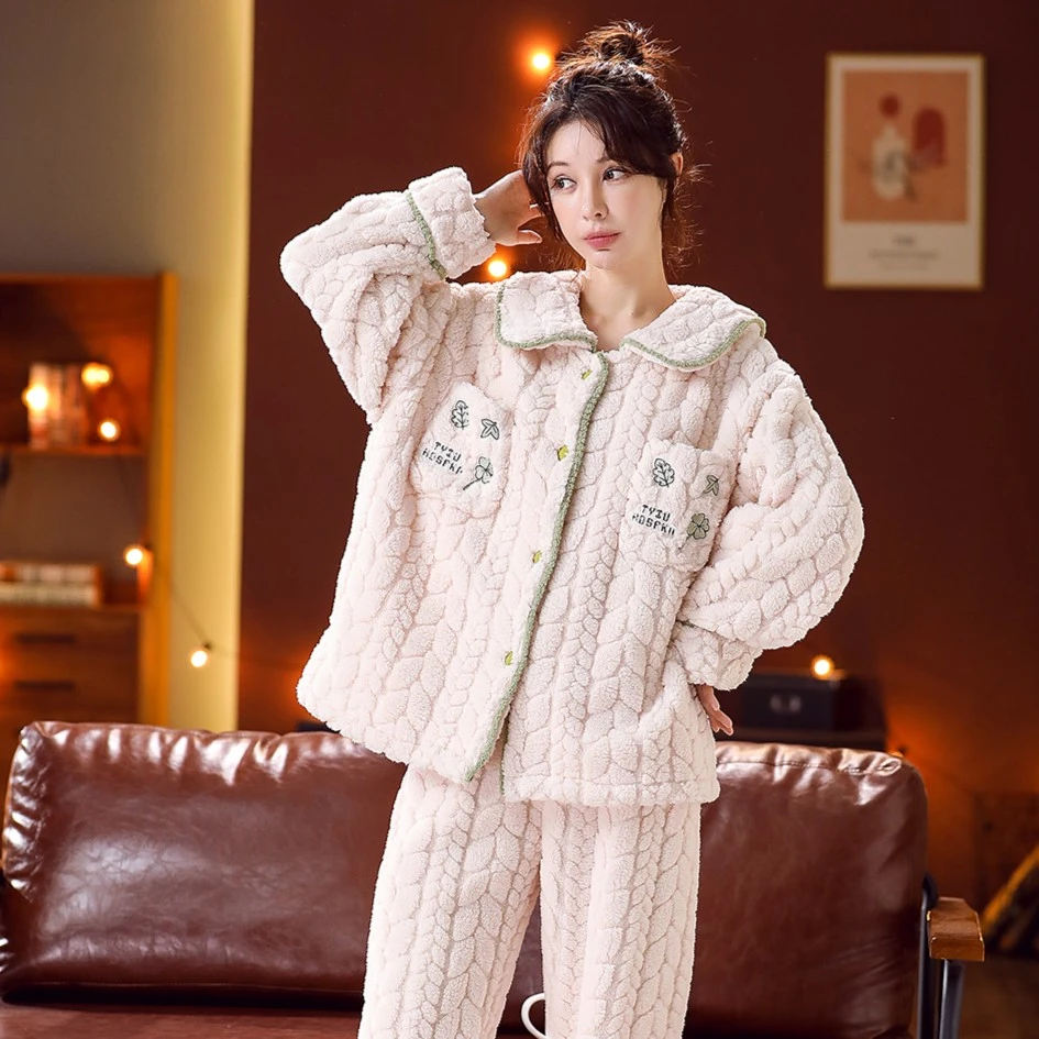 【新款】双面雪花绒加厚家居服套装女士保暖长袖大码加绒睡衣女士