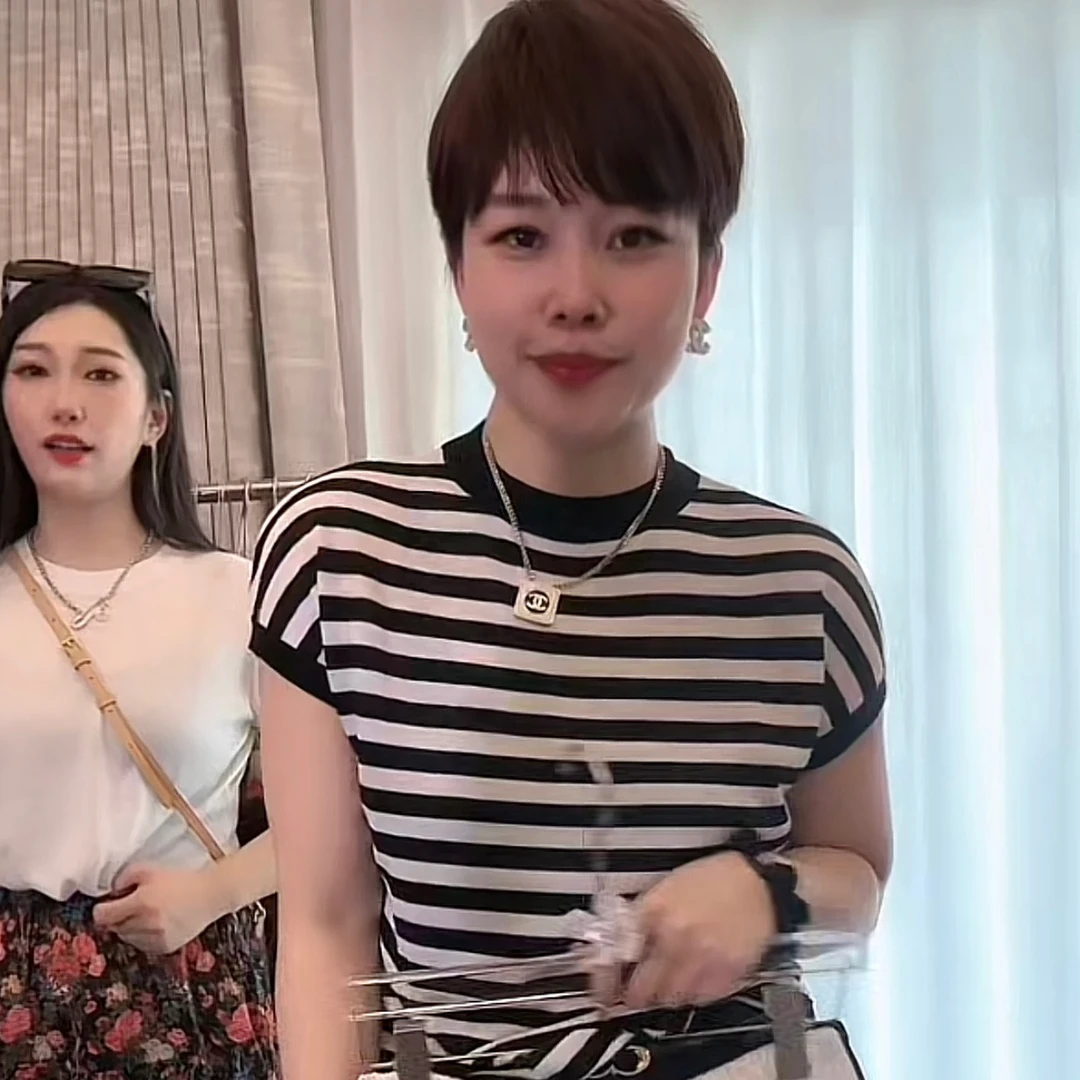 JING2025春夏女装 热卖补单圆领T恤经典百搭显瘦短袖上衣打底衫