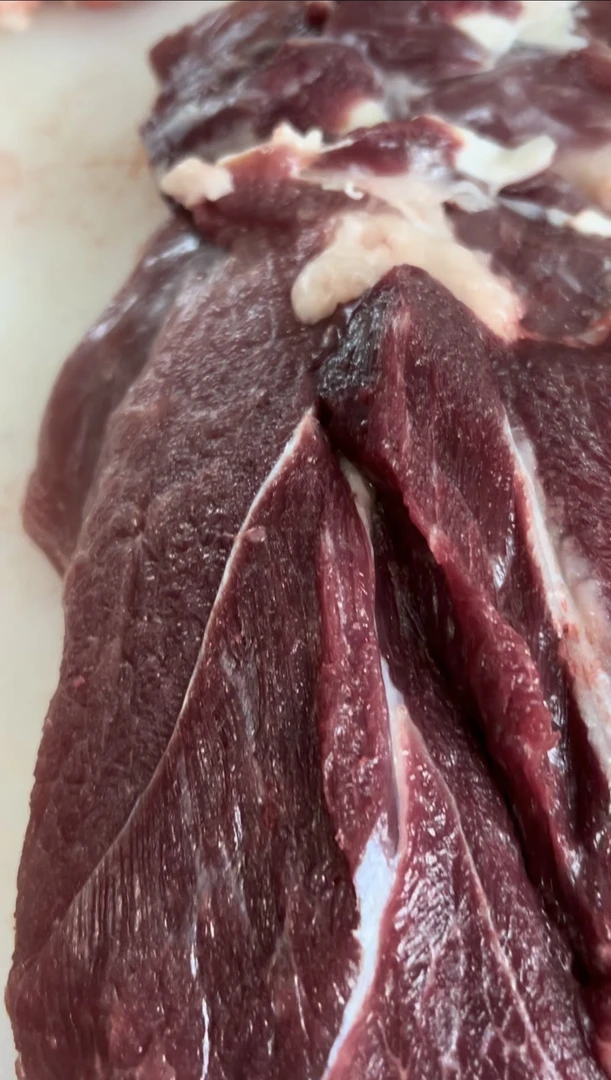 土猪    后腿肉 （冷链发货)