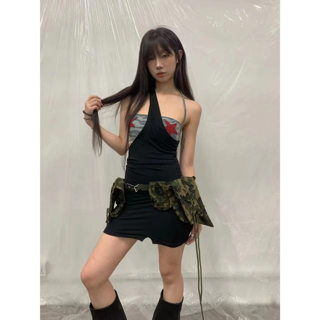 【jeong ill清清】五角星贴布挂脖吊带外搭修身斜肩连衣裙套装