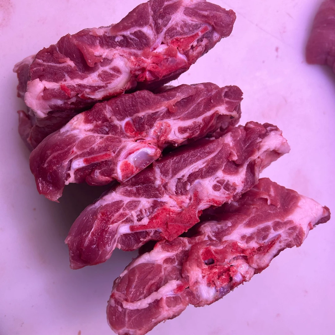 【雪花脖头骨5斤】东北香香粮食猪 京东包邮 冷冻发货(默认切块)