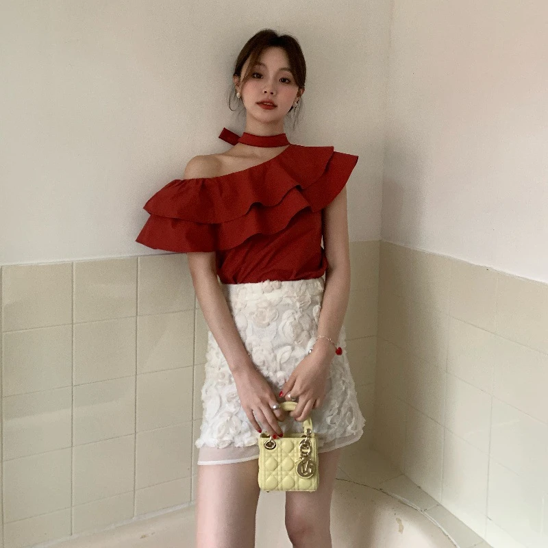 夏日法式设计感斜领露肩荷叶边女式小衫(配系带)  J24S1027#  YYX